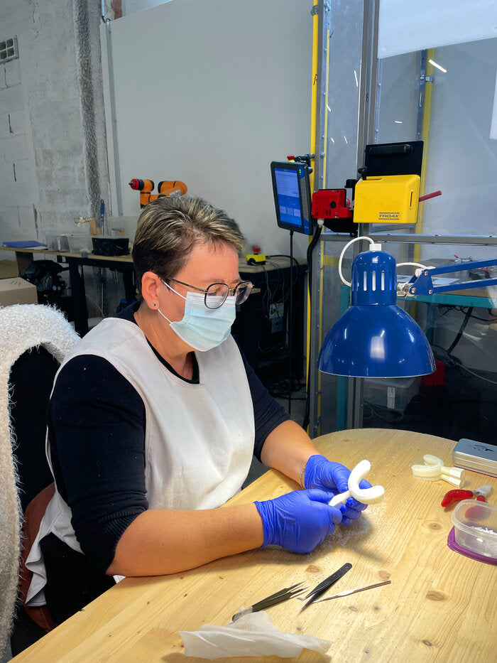 Toothbrush Factory T Our Electric Toothbrush Factory – Y-Brush USA